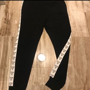 Guess joggers